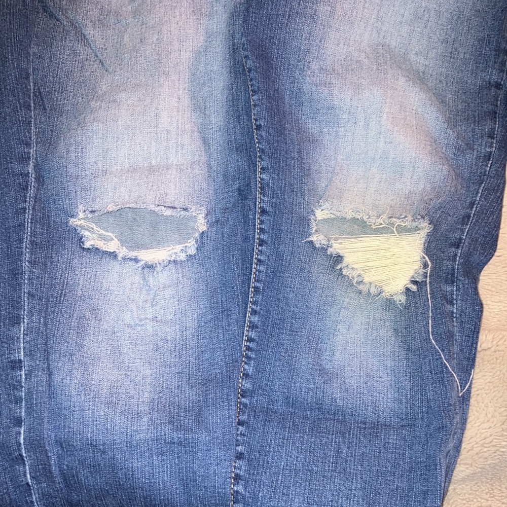 Torrid Ripped Crops, Size 16R - Picture 3 of 6
